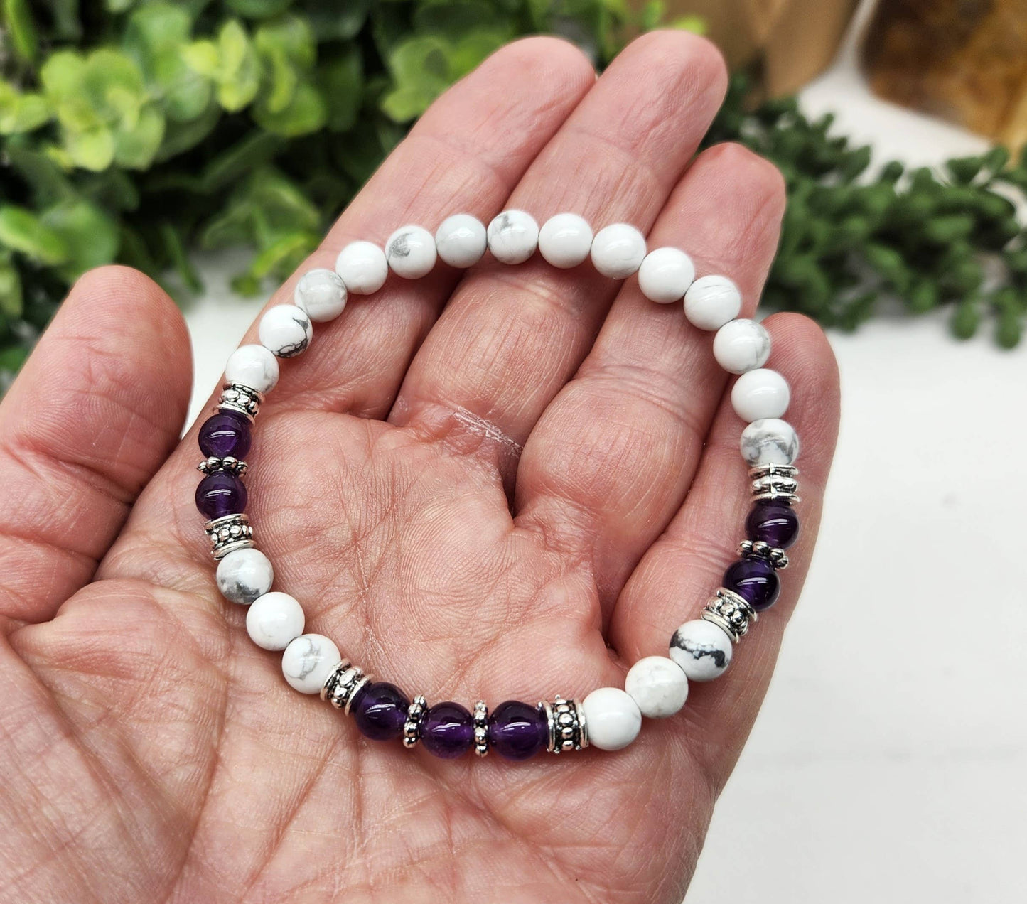 MENTAL CLARITY - Amethyst/White Howlite 6mm Bracelet - 7.5"